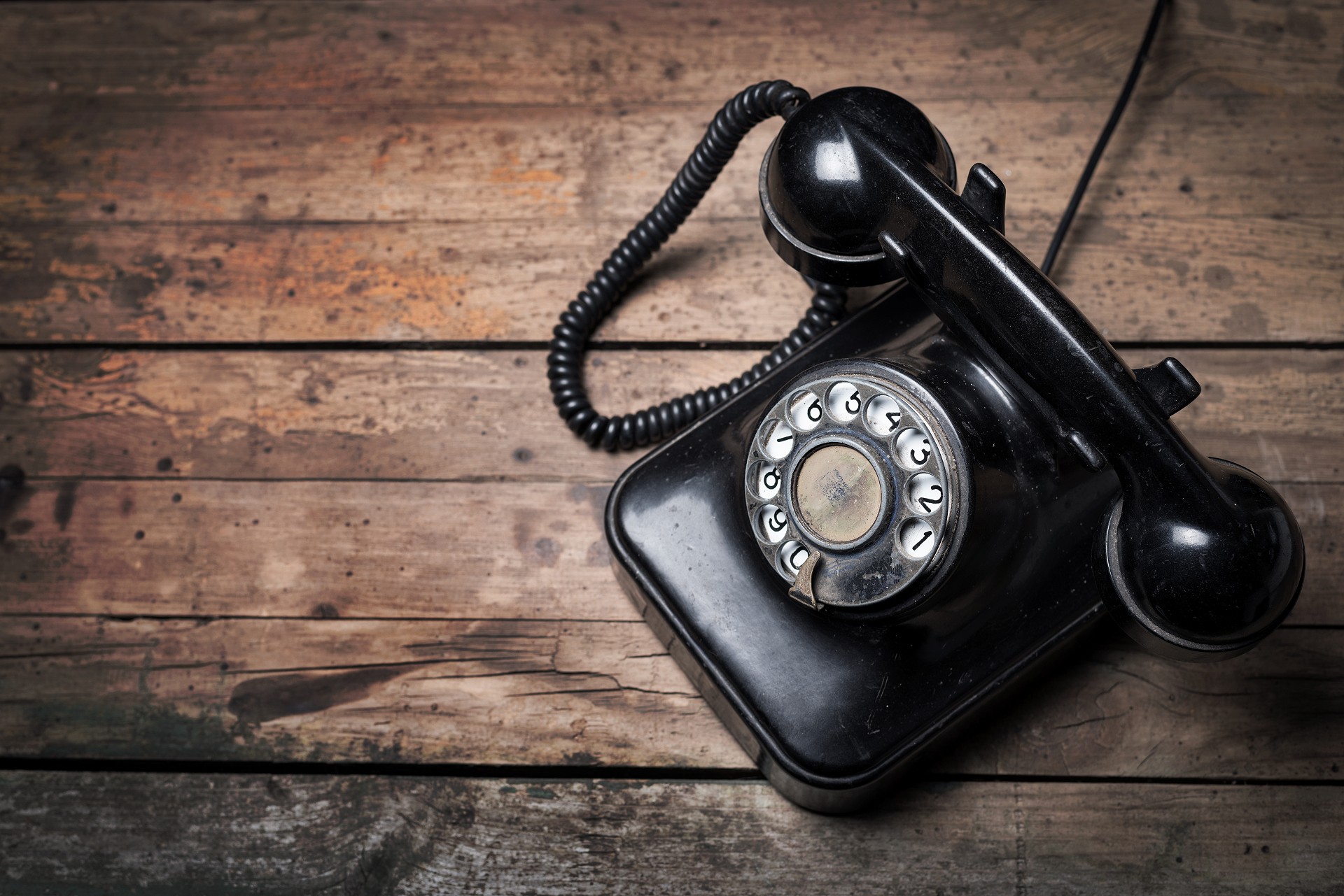 Retro style telephone